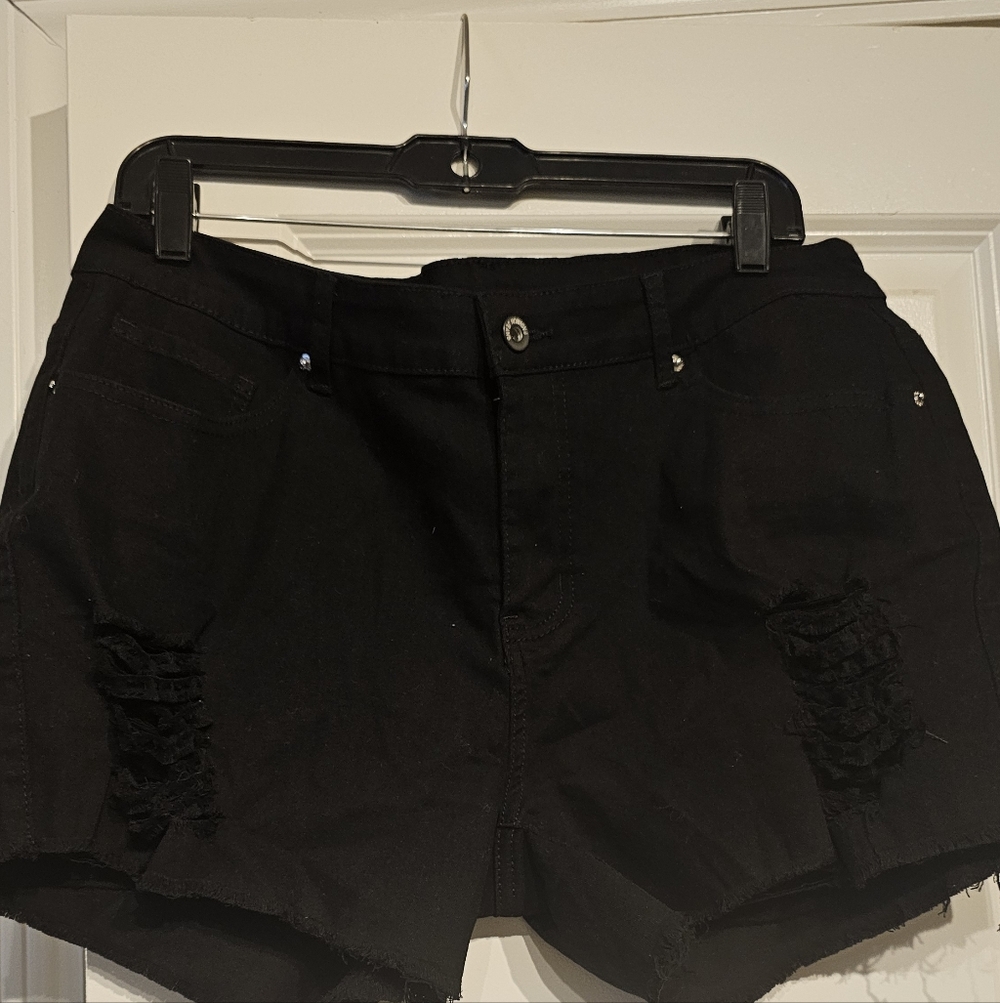 Fashion Jeans Black Button Ribbed Shorts